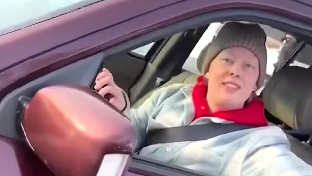 ICE agent’s calls Renee Good ‘b***h’ after Minneapolis shooting