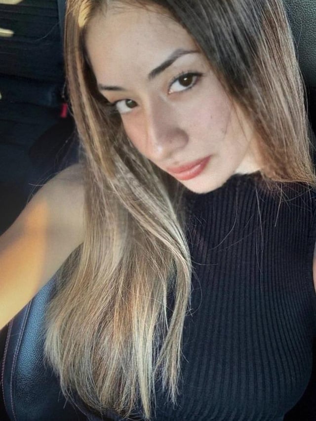 is it my confidence that’s distracting you, or the fact i know it is